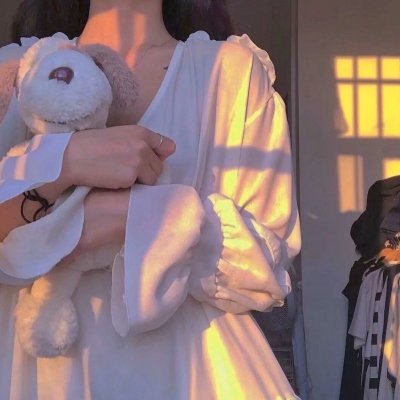 八岁清北卖鹅腿，校长叫我小孩哥